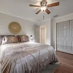 Golden Greek Getaway Chic House In Heart Of Tampa