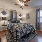 Golden Greek Getaway Chic House In Heart Of Tampa