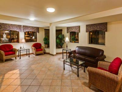 La Quinta By Wyndham Near Busch Gardens Hotel