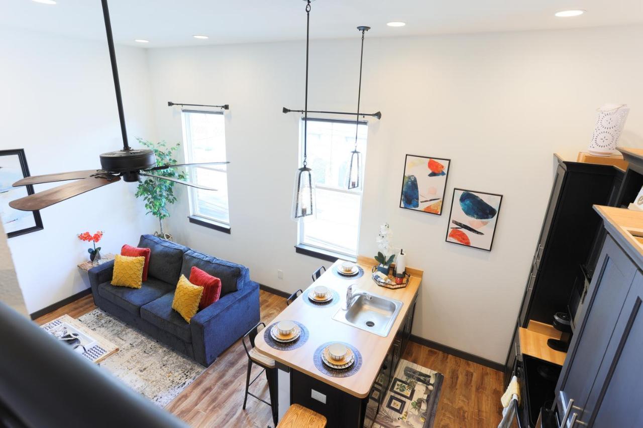 Hotel Old West Lofts West 2*