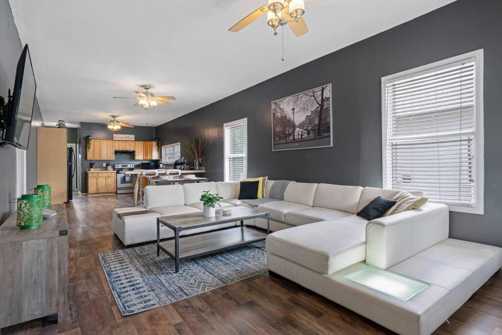 Wonderful 3 Bed 2 Bath House In Heart Of Ybor Holiday home Tampa