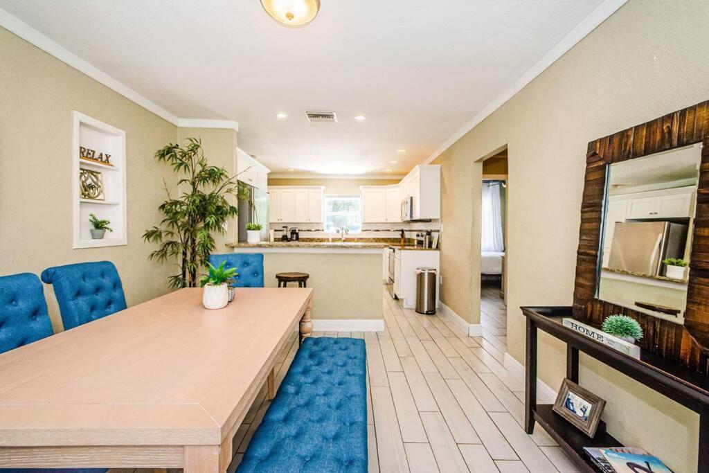 Holiday home Beautiful Pool House In Old Seminole Heights! Tampa