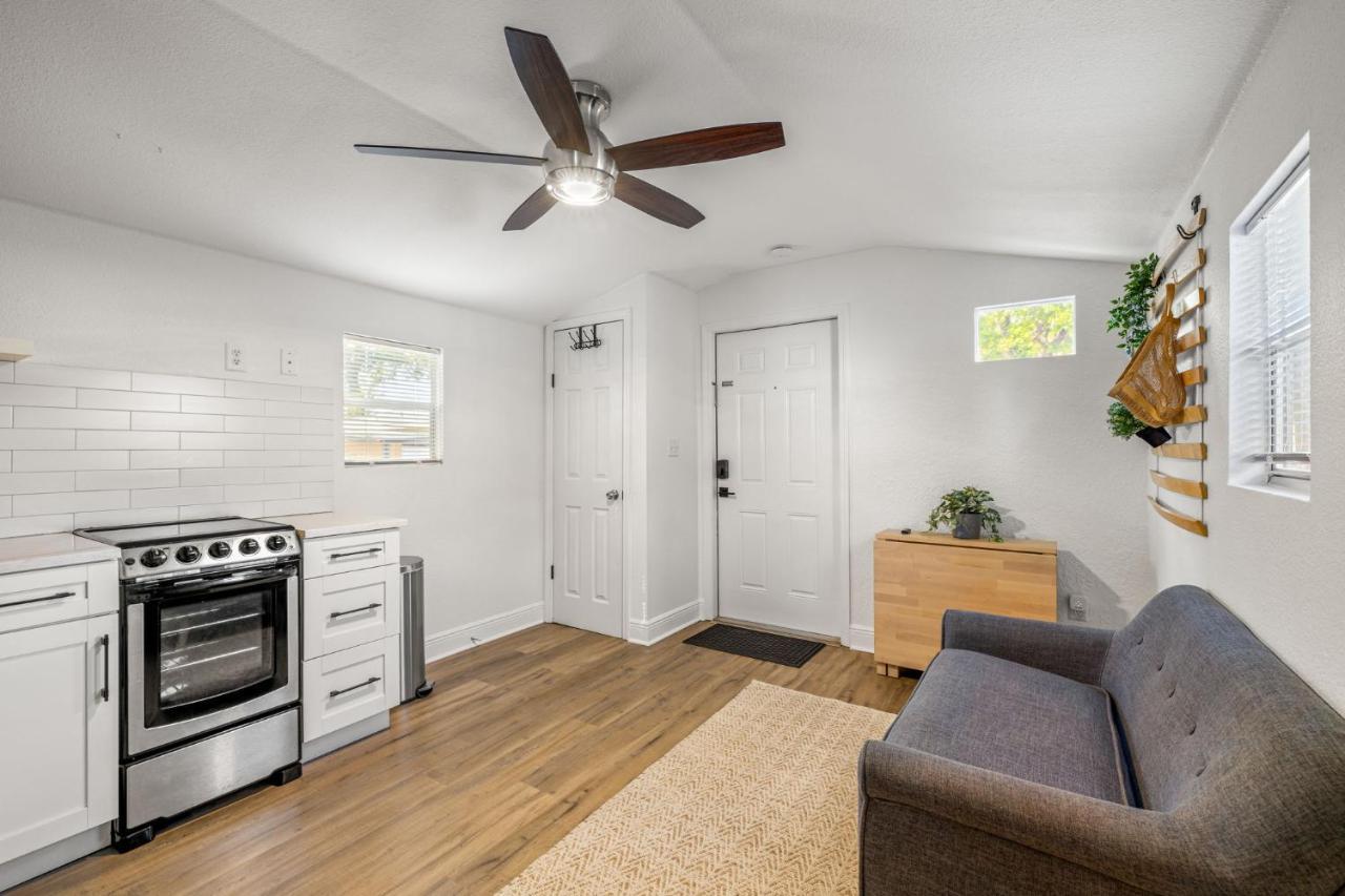 Cute 1bdrm In Downtown