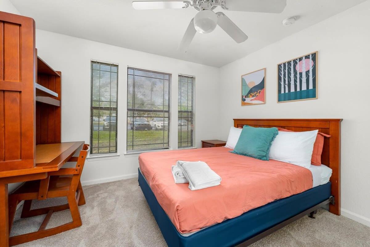 4bd 2 Mi To Usf Free Pool + 24 Hour Gym Holiday home