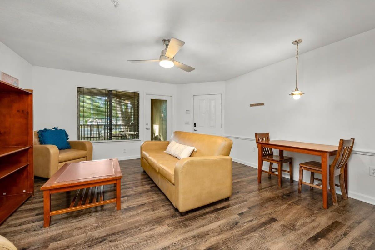 4bd 2 Mi To Usf Free Pool + 24 Hour Gym Holiday home