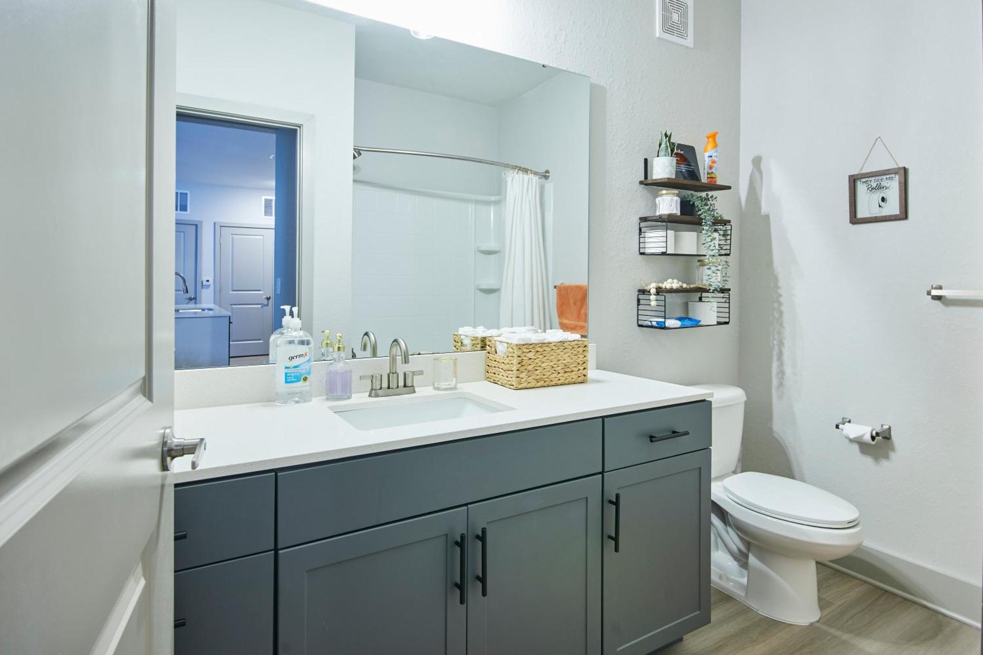 Perfect Getaway Llc Apartment Tampa