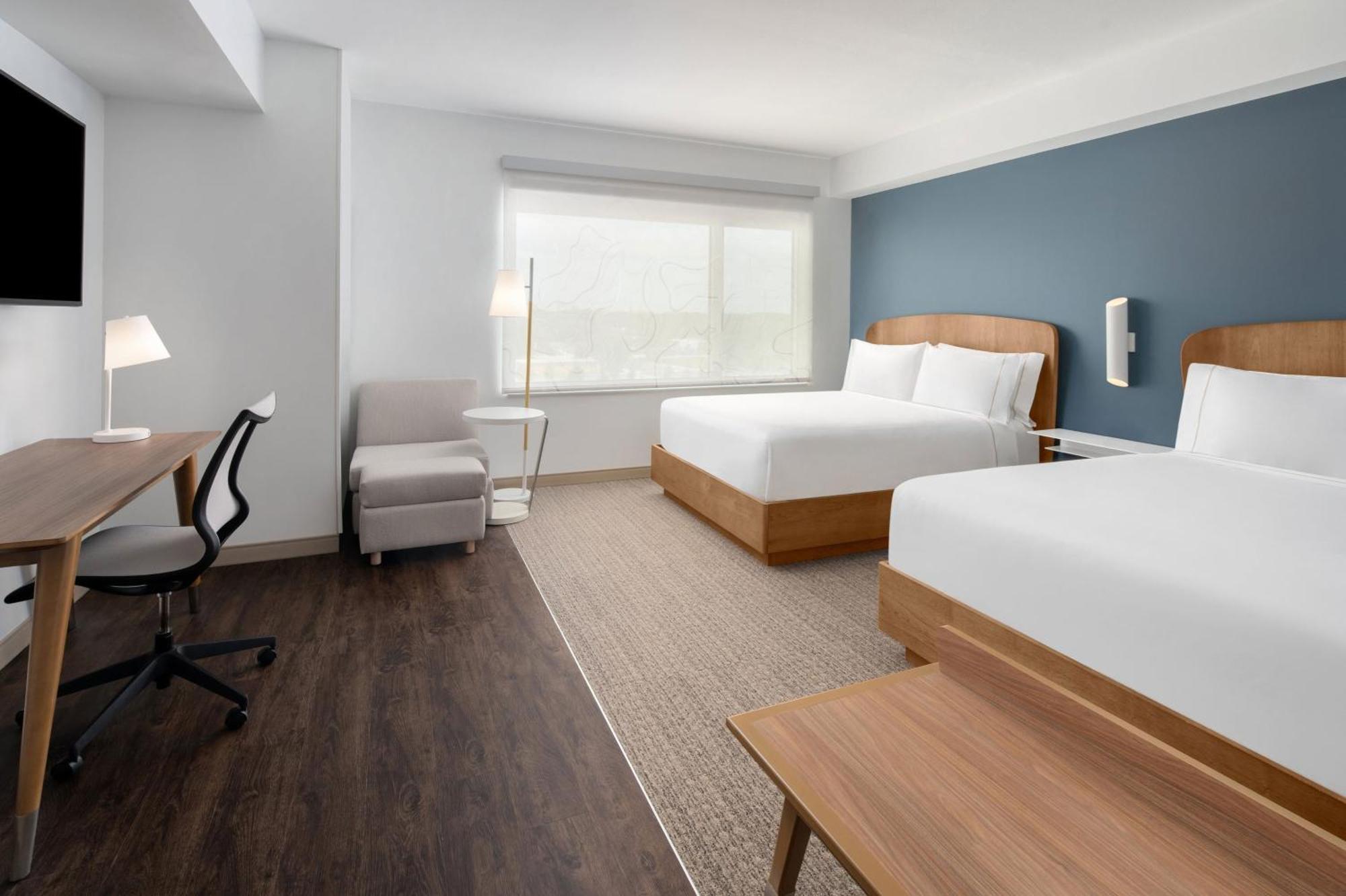 Element Midtown 4*