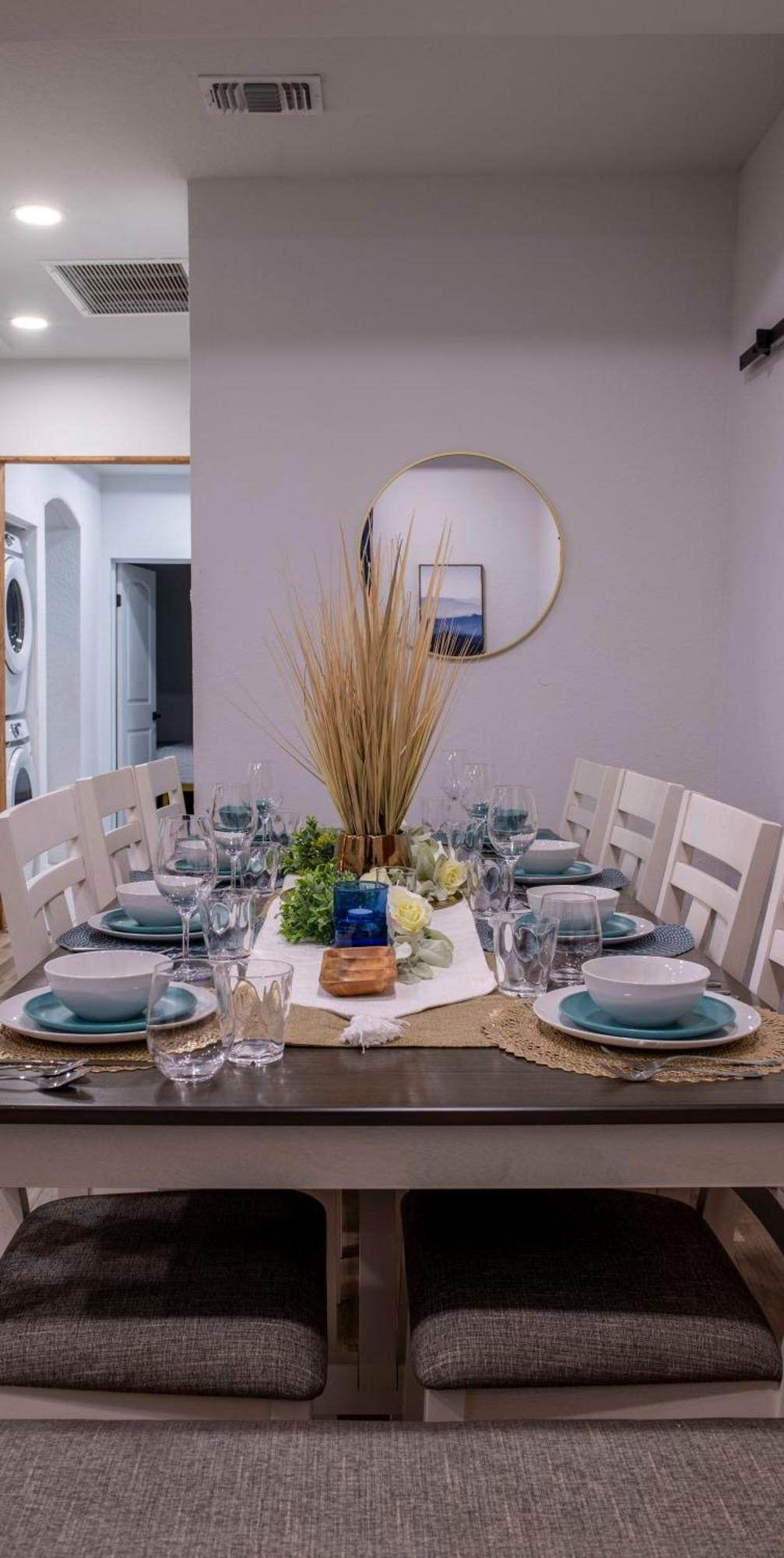 Downtown 4br W Outdoor Living Has Power Holiday home Tampa