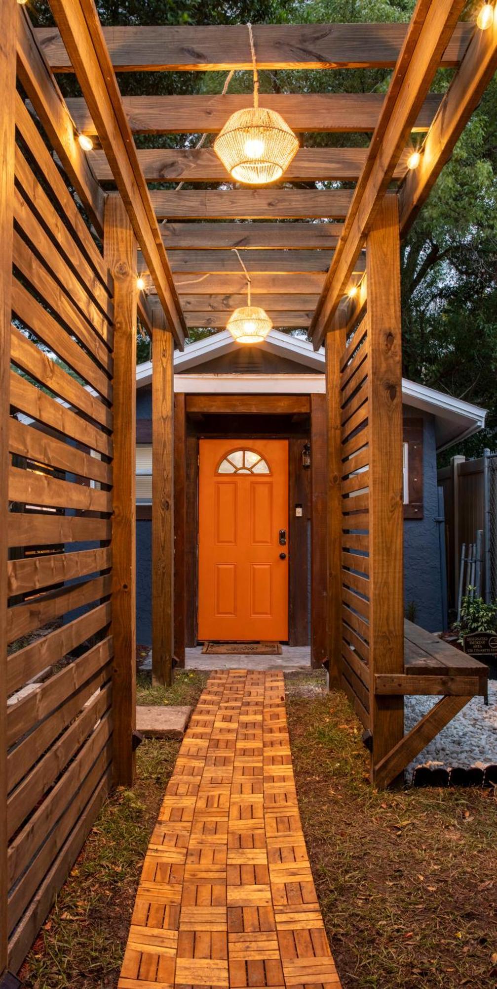 Holiday home Downtown 4br W Outdoor Living Has Power