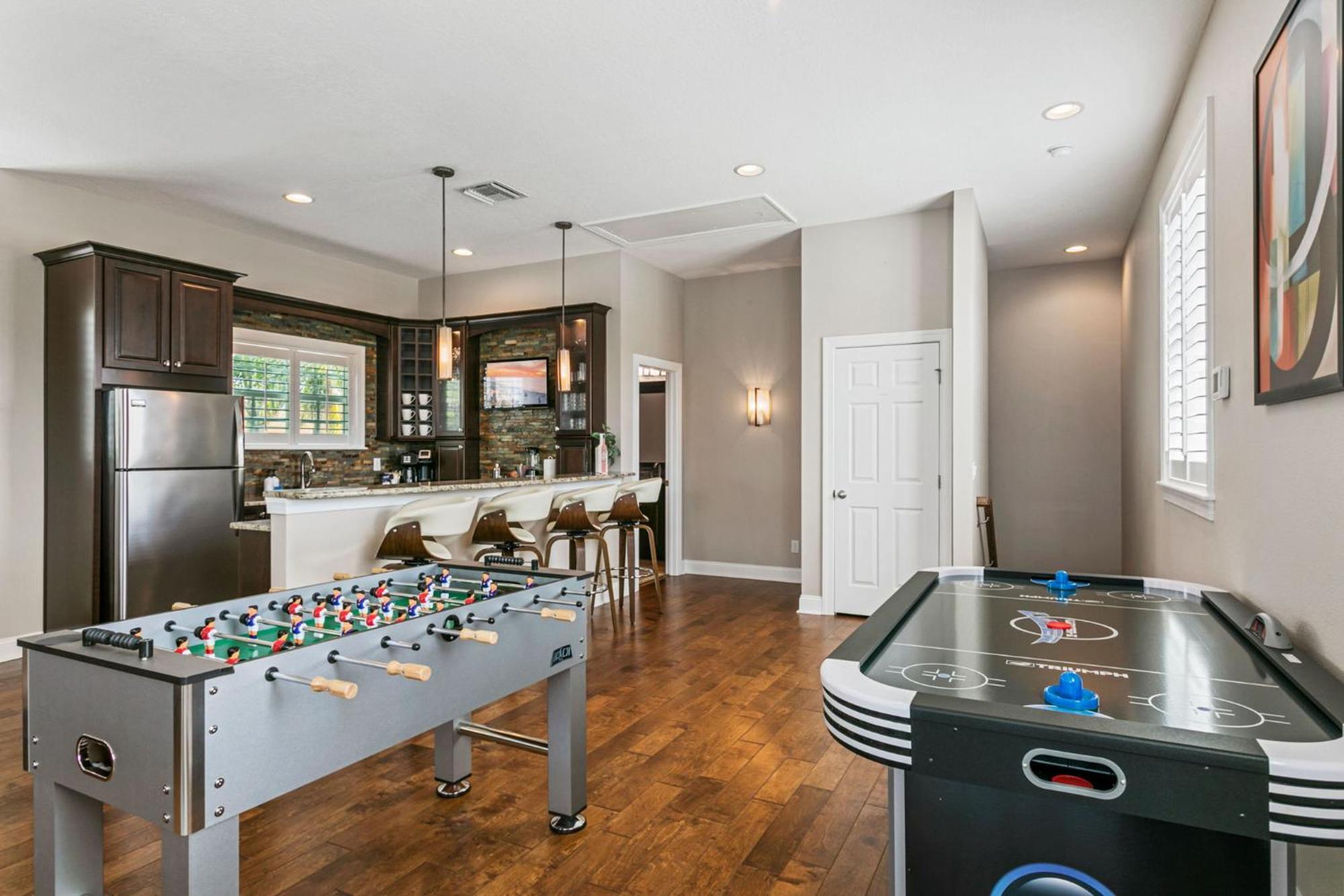 Holiday home 6br Family Escape-pool Sports Courts Game *