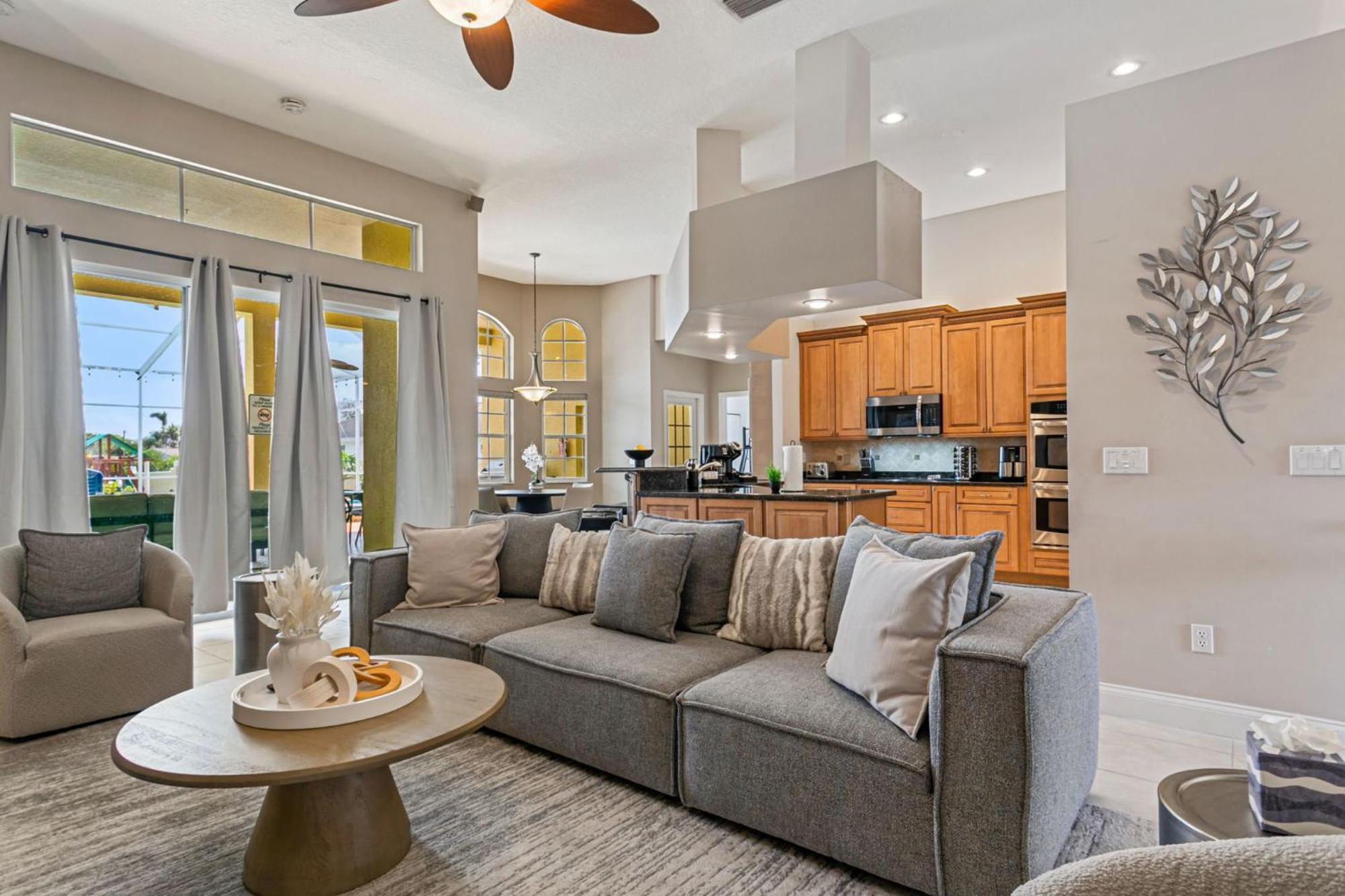 6br Family Escape-pool Sports Courts Game Tampa