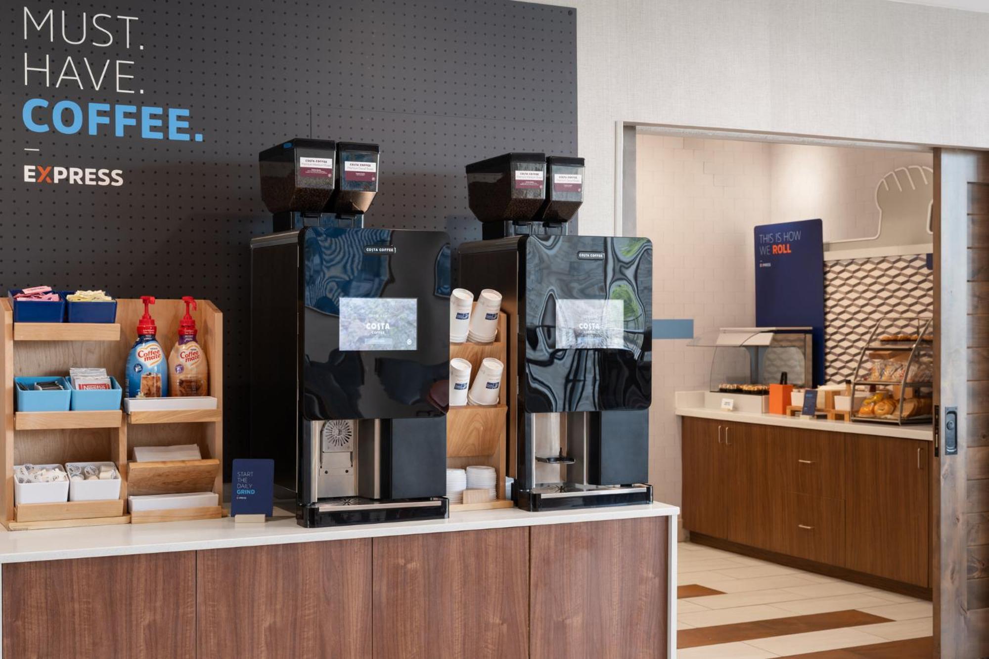 Express & - East - Ybor By Ihg