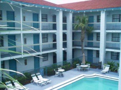 Rodeway Near Ybor - Casino Inn 2*