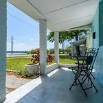 The Sea House Waterfront Apt By Downtown