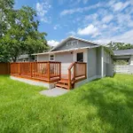 Rustic Bungalow Near Downtown/ Foodie Hotspots
