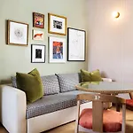 Palihouse Hyde Park Village