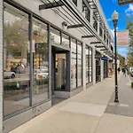 The Adaline Room #7 - Gorgeous Hyde Park Apartment, 2Nd Floor, Steps To Bayshore