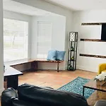 Mi Casa Es Tu Casa, Midtown #2