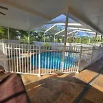 Family Oasis W Pool, Near Beaches And Parks