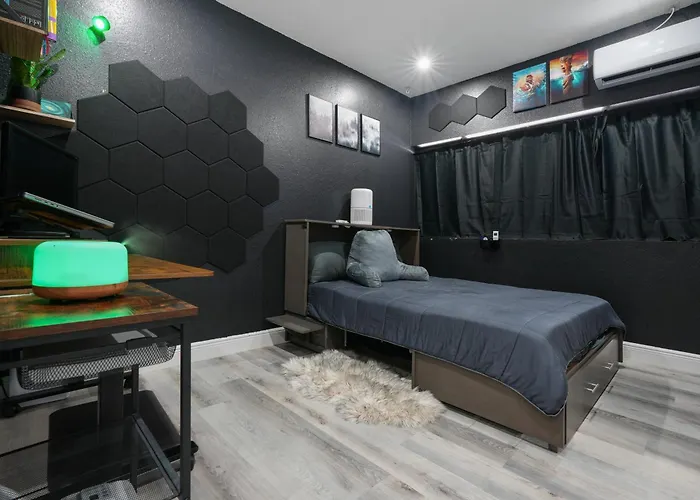Modern Suite A Creator\'S Dream