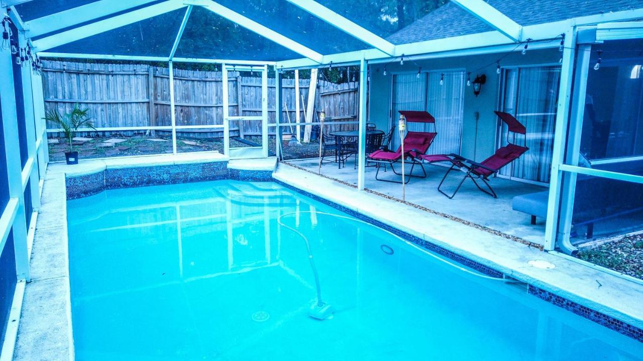 Cozy Pool House Close To Attractions In * Tampa