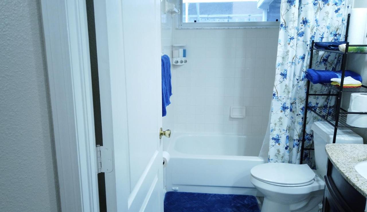 Holiday home Cozy Pool House Close To Attractions In Tampa