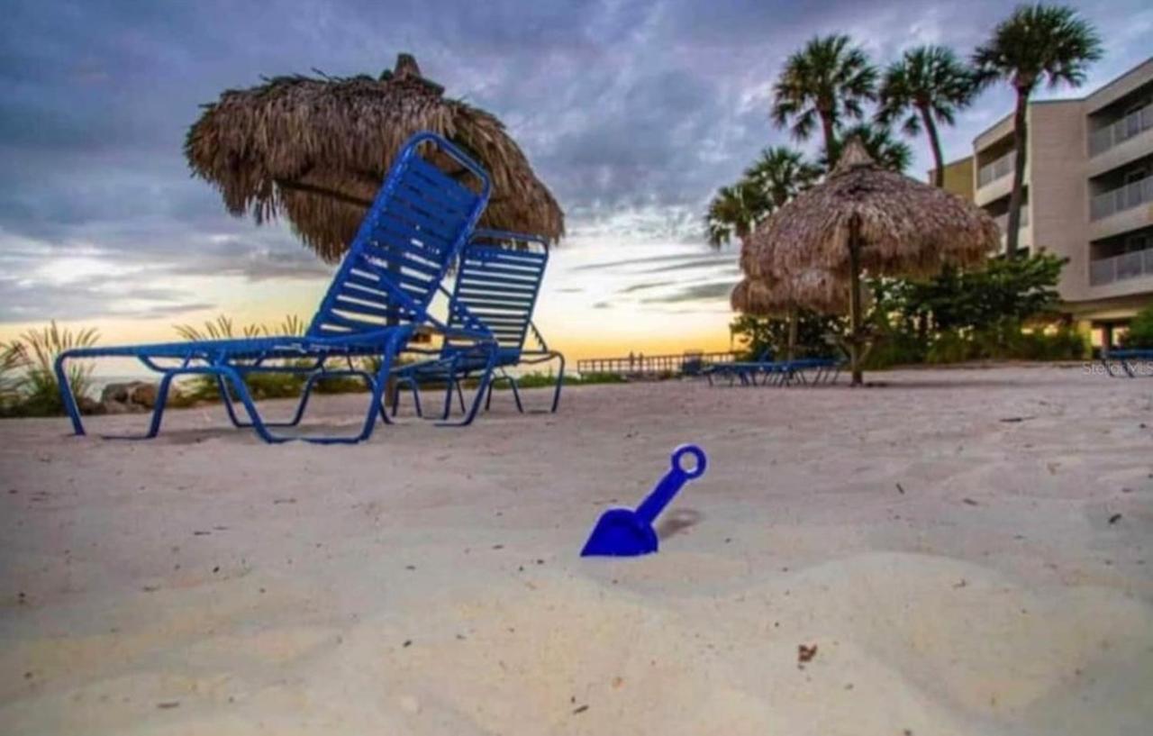 Aparthotel Less Than 5 Min From Airport With Sunset Views