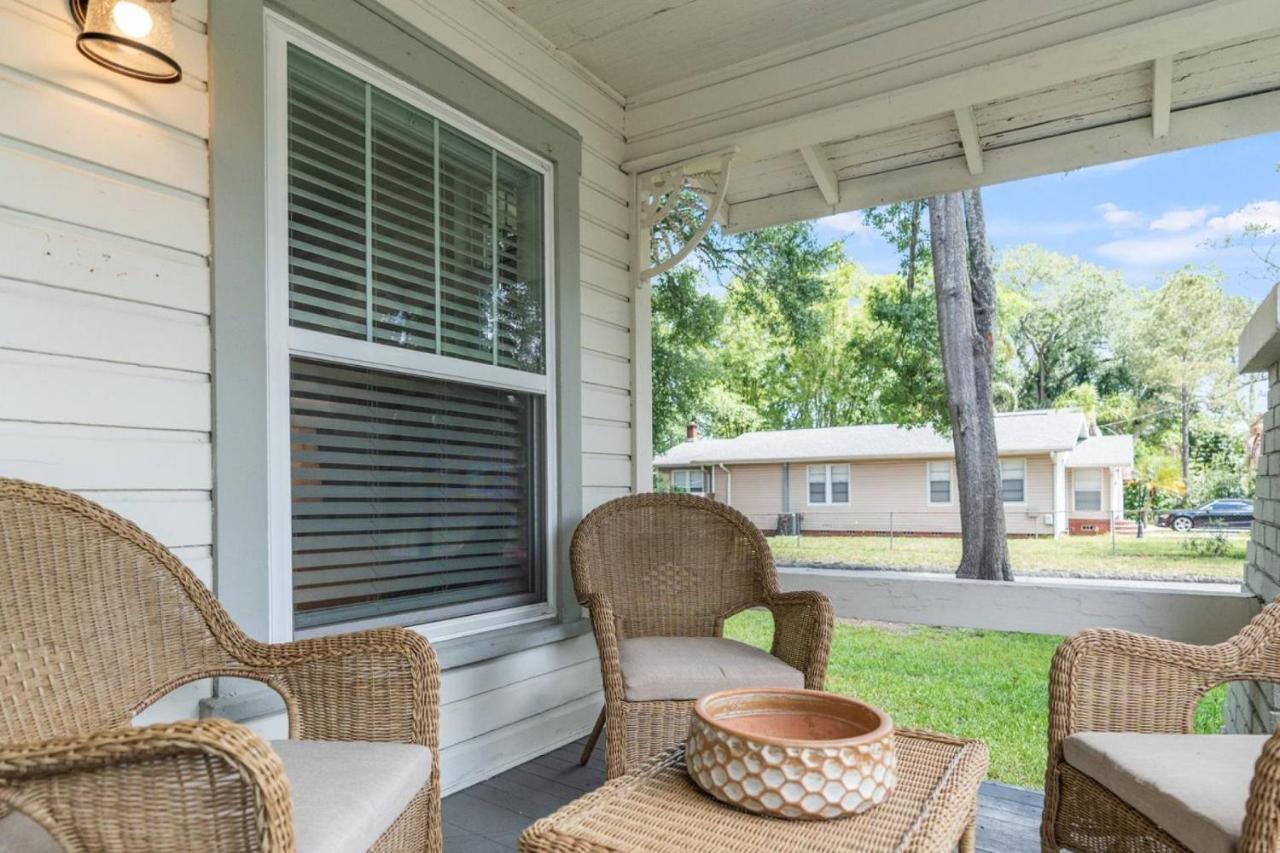 Holiday home Beekeeper's - Beautifully Renovated 1929 With 2 Bedrooms On Brick Street Near Tampa's Attractions