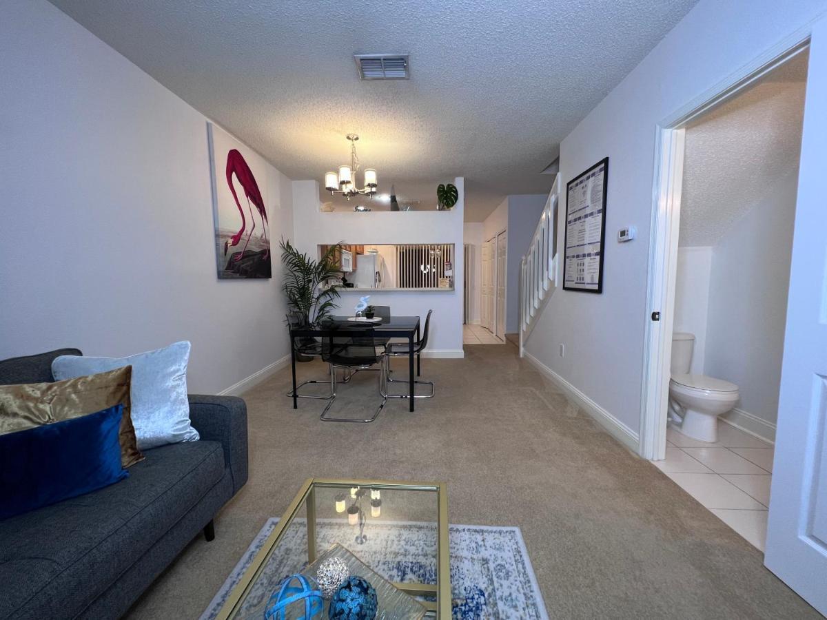 Elegant Long -king Bed - Pool - Wifi - Palms - Moffitt - Gated - Pets Ok - In New By Hunters - Live Oak - Cory Isles Area - H2 *