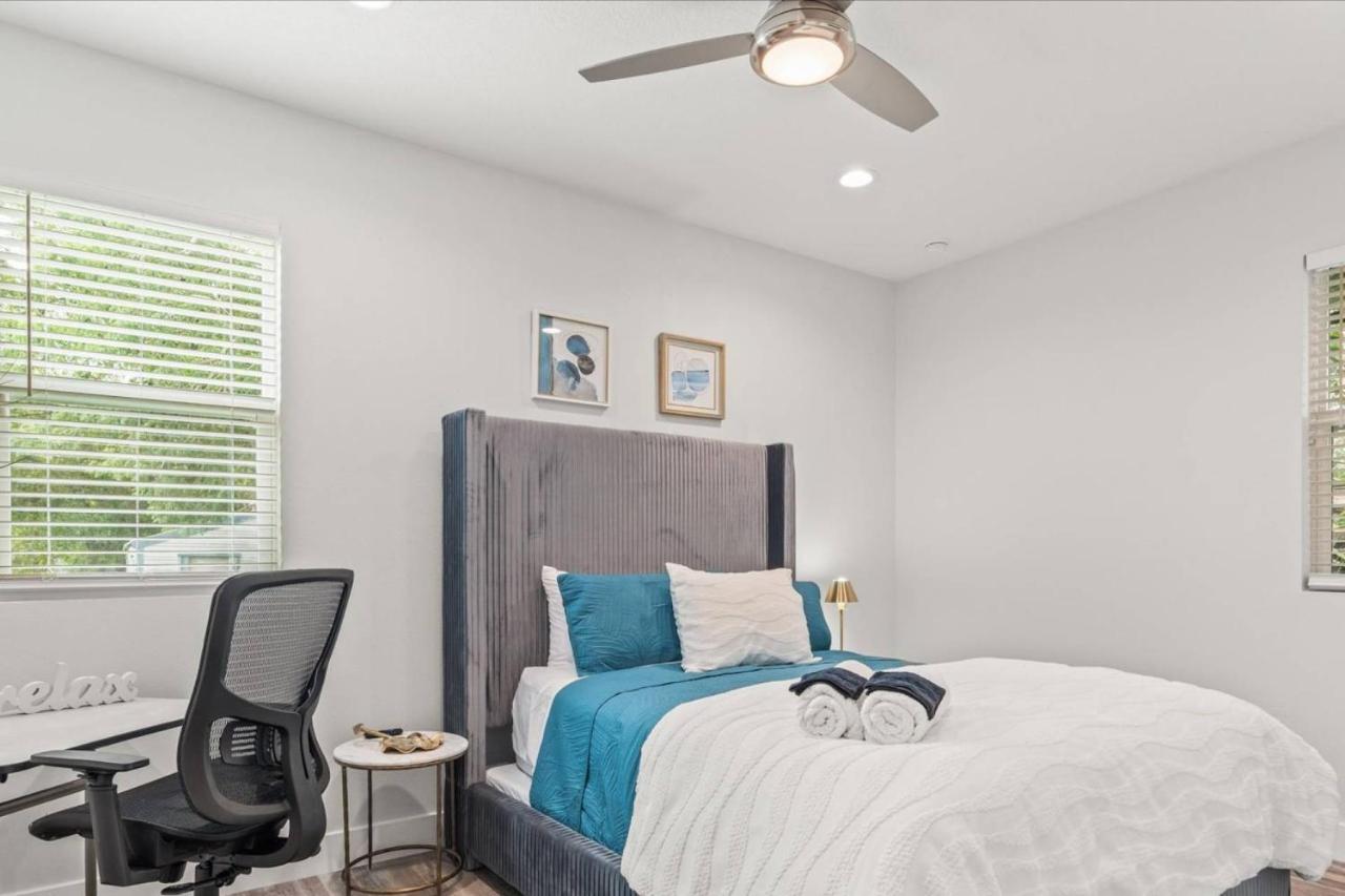 Holiday home Urban Getaway Brand New 3bd 2ba Pet-friendly Near The River Tampa