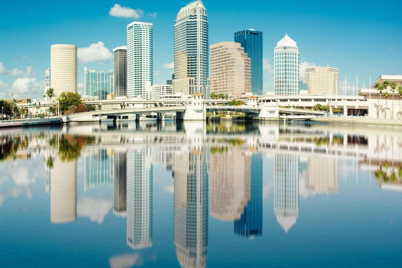 Holiday home Urban Getaway Brand New 3bd 2ba Pet-friendly Near The River Tampa