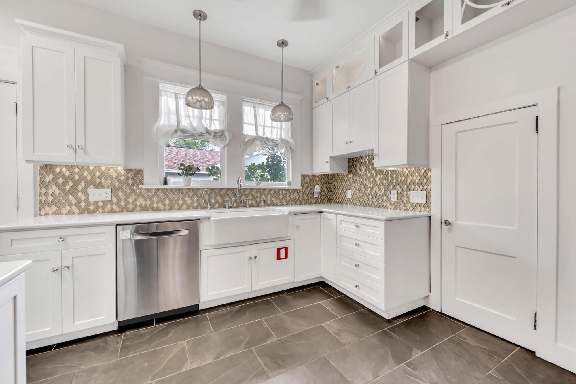 Bayshore Charmer * Tampa