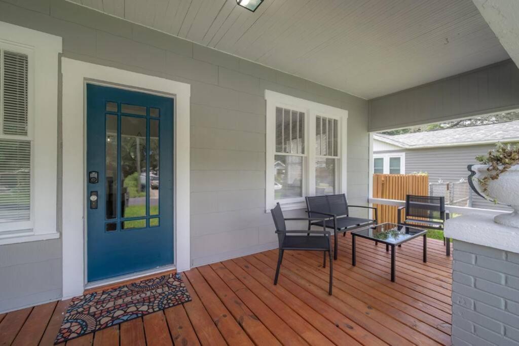 Rustic Near Downtown/ Foodie Hotspots Tampa