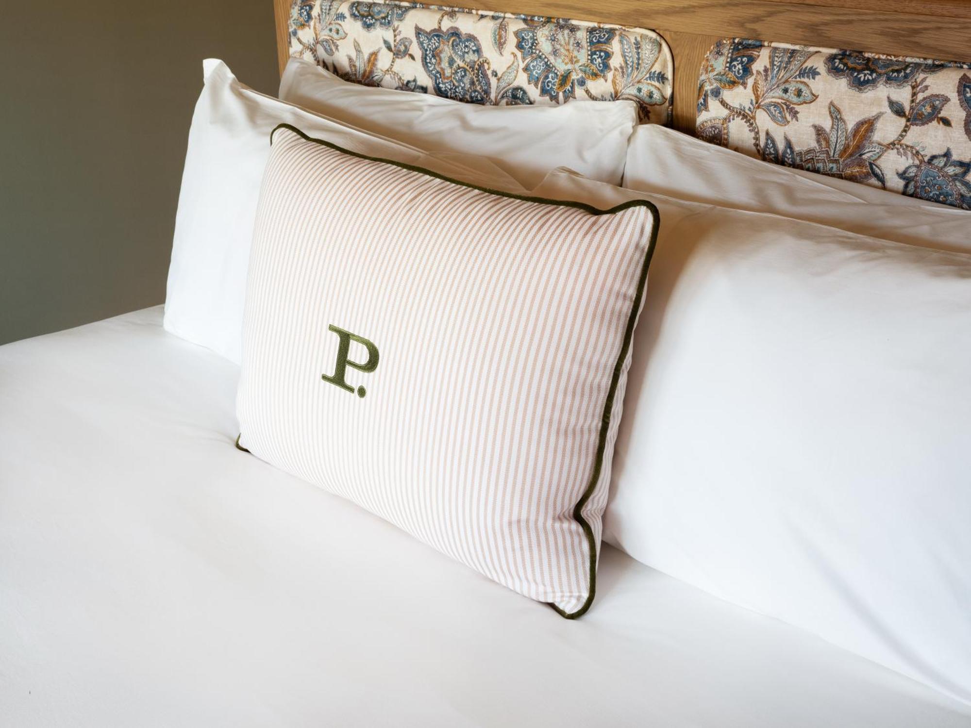 Palihouse Hyde Park Village 4*