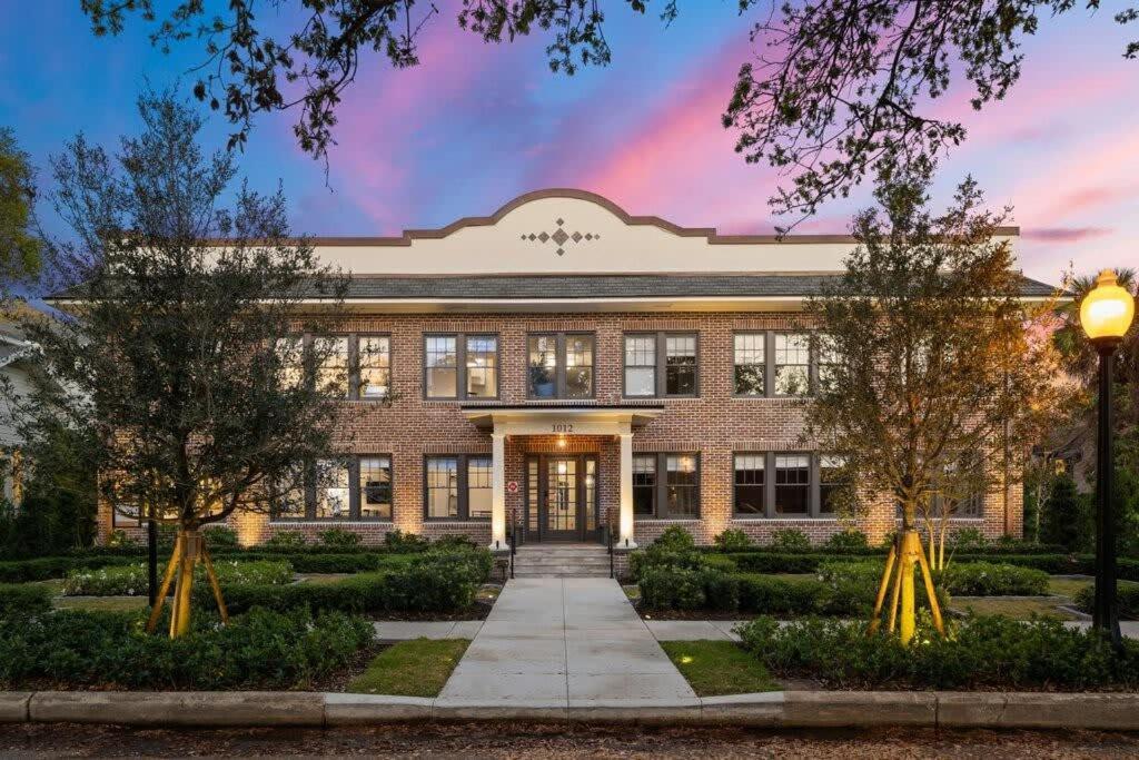 Apartment The Adaline #7 - Gorgeous Hyde Park Apartment, 2nd Floor, Steps To Bayshore *