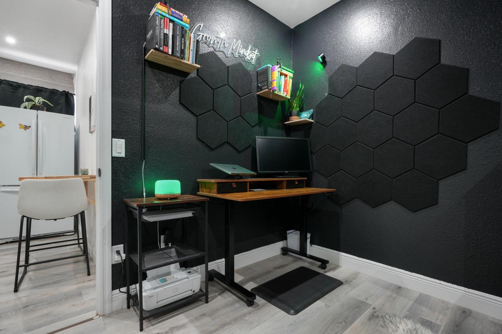 Apartment Modern A Creator's Dream Tampa