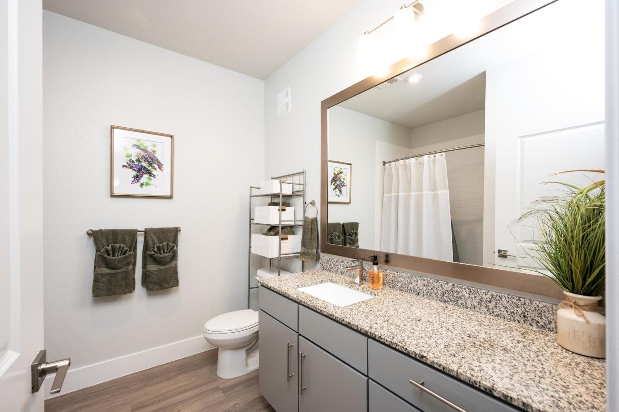 Apartment Style - Pool View - Hotub - Moffitt - Pet - Mid Term - Gated - Gym - Wifi - Usf - Elevators - Long *