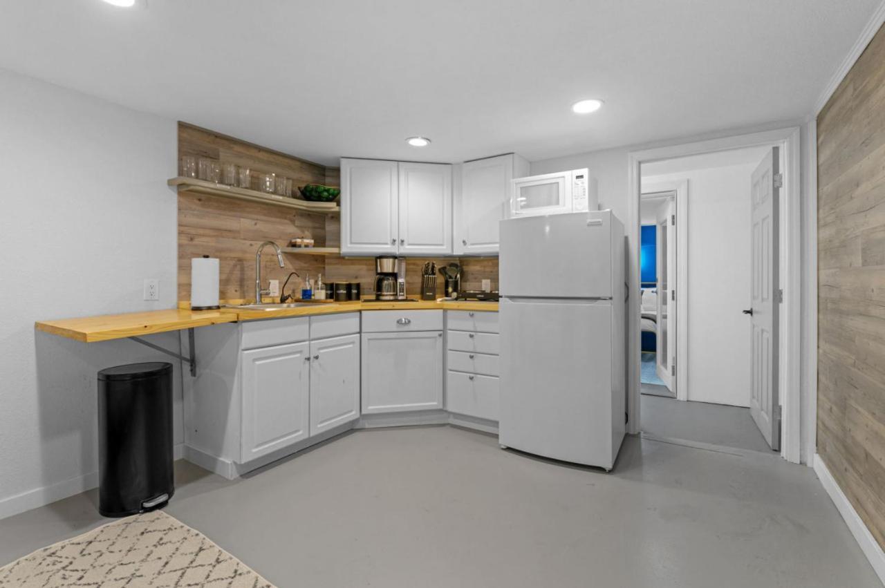 No 1 Largest Private Compound, 11br Sleeps 40 * Tampa
