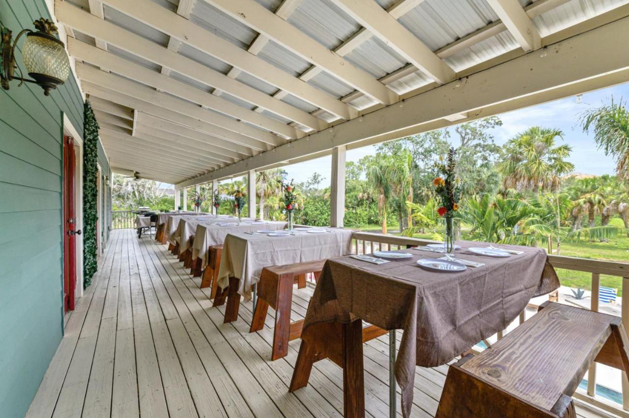 Villa No 1 Largest Private Compound, 11br Sleeps 40 *