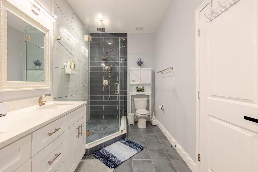 4 Bedroom 3 Full Bath Boho Oasis Saltwater Pool Near Downtown, North Of Hyde Park Sleeps 12 Pets Ok Holiday home