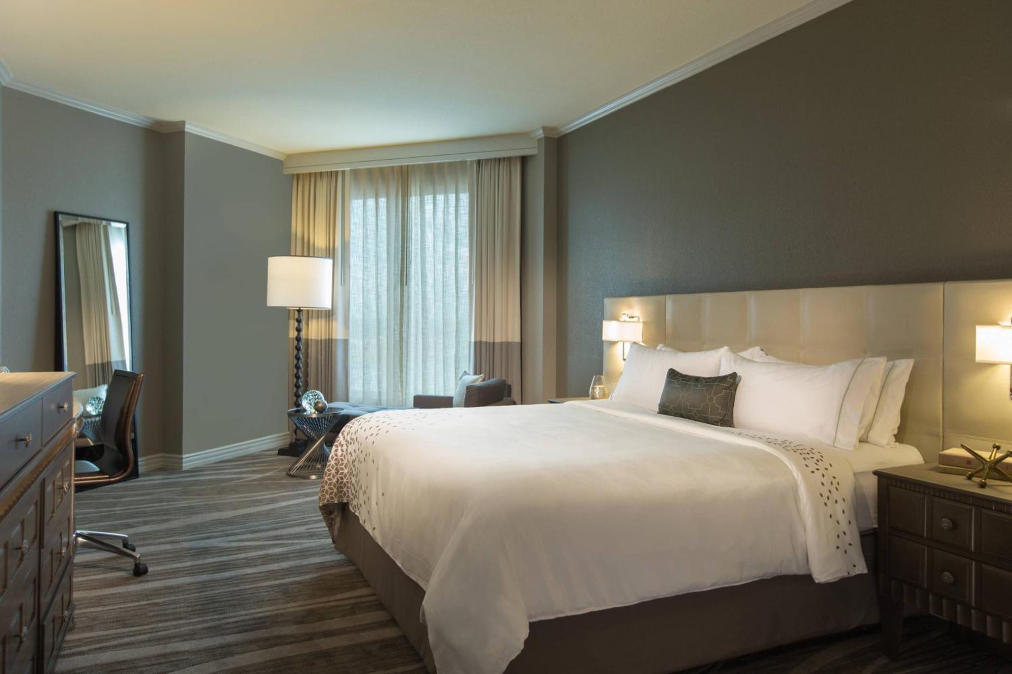 Hotel Renaissance International Plaza Tampa