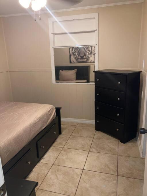Holiday home Hidden Gem 3br/1b+jacuzzi+busch Garden+fishn+kayak *