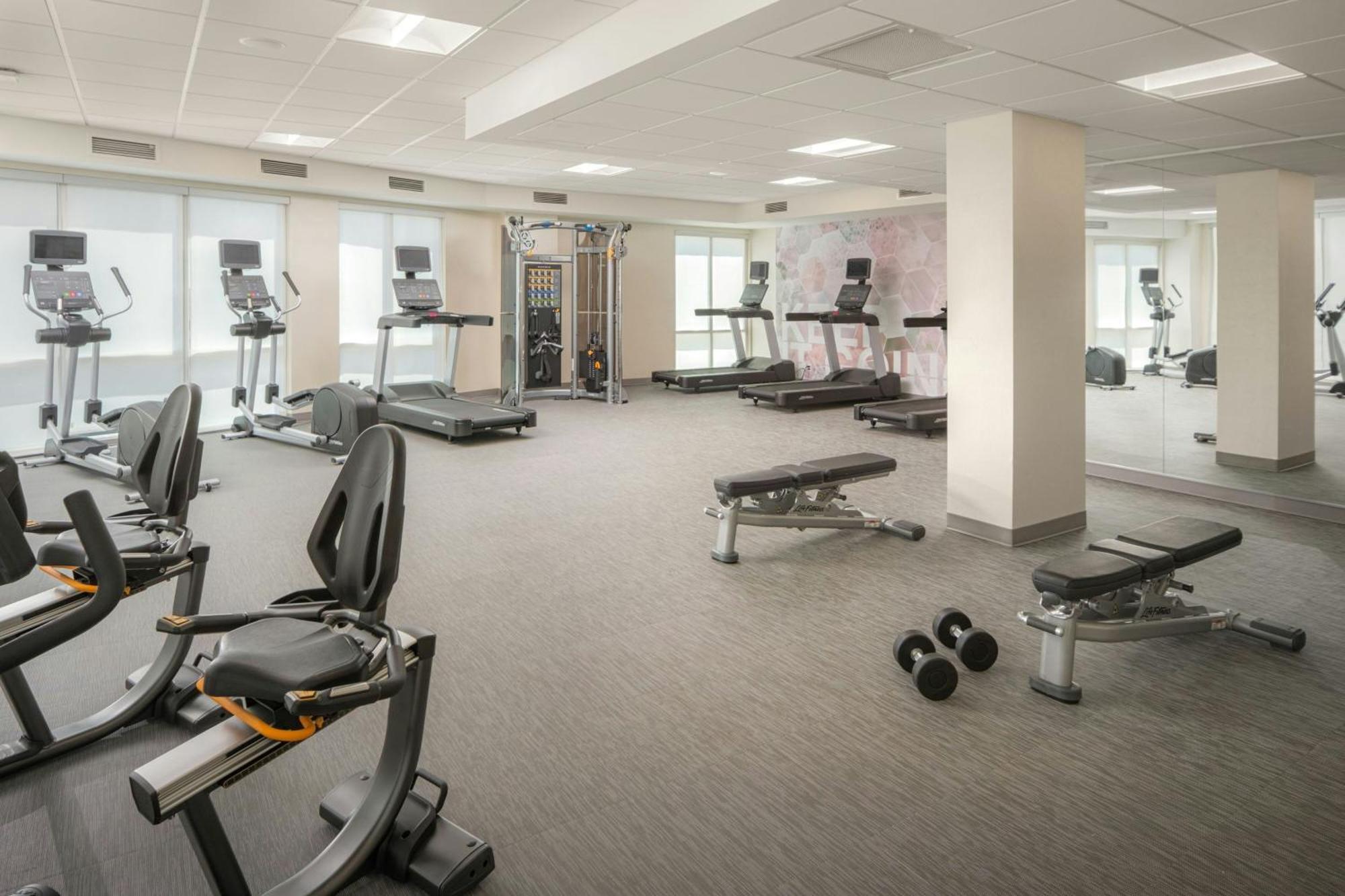 Springhill By Marriott Downtown Hotel
