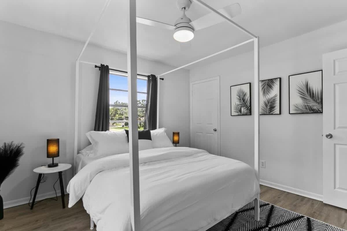 Zebra House - Close 2 Tampabay Has To Offer Tampa
