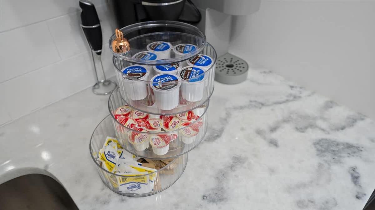 Modern-retro Themed Close To Coffee + Food! Tampa