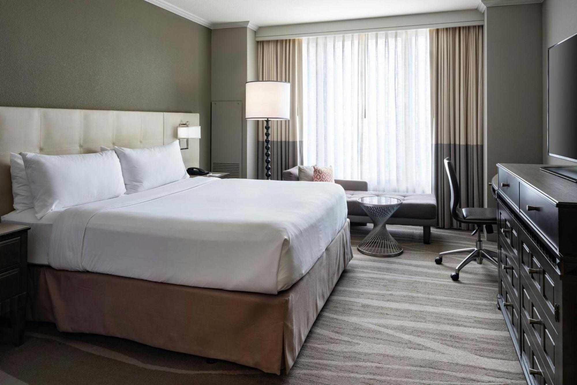 Hotel Renaissance International Plaza Tampa