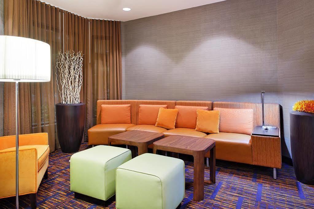 Hotel Courtyard North / I-75 Fletcher 3*