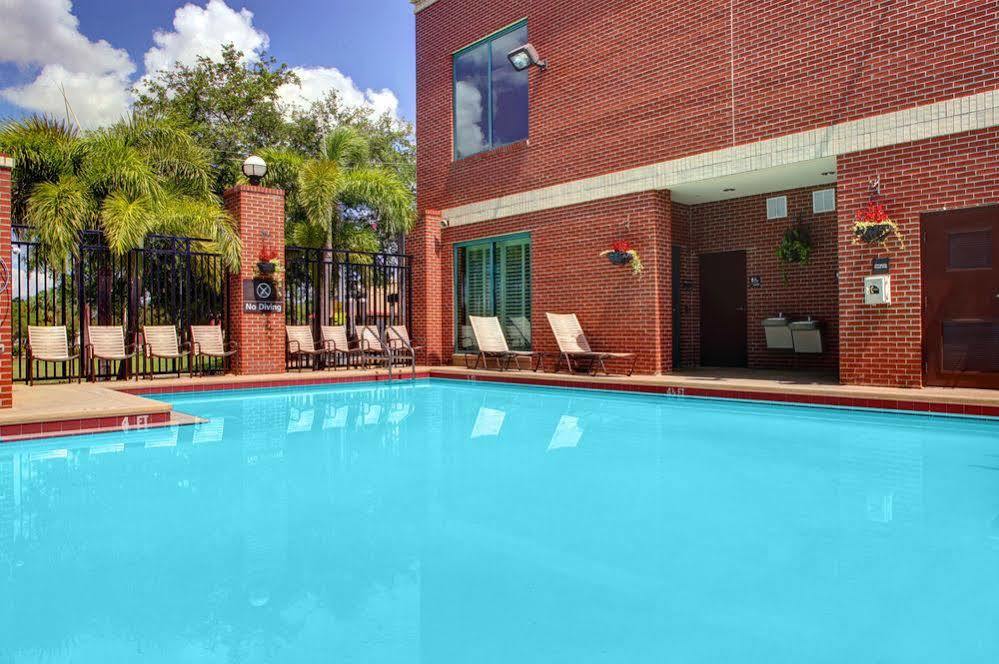 Hampton & Ybor Downtown Hotel 3*