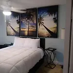 Tampa Bay Beautiful Apartment And Private Jacuzzi