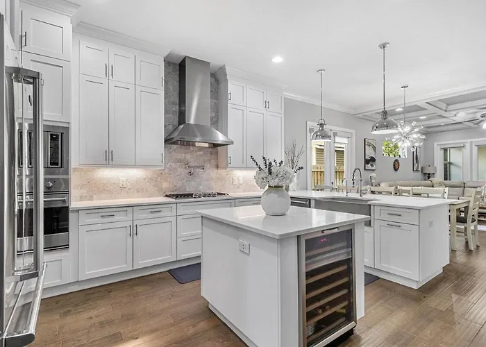 Upscale Soho Living Near Bayshore Boulevard